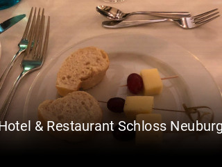 Jetzt bei Hotel & Restaurant Schloss Neuburg einen Tisch reservieren