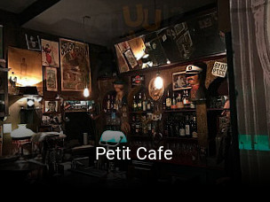Jetzt bei Petit Cafe einen Tisch reservieren