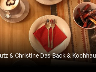 Lutz & Christine Das Back & Kochhaus tisch buchen