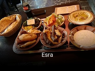 Jetzt bei Esra einen Tisch reservieren