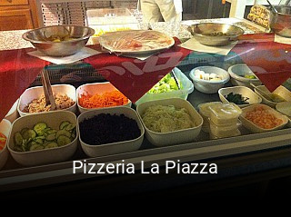 Pizzeria La Piazza reservieren
