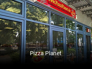 Pizza Planet tisch buchen
