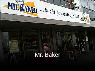 Mr. Baker tisch reservieren