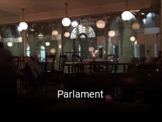Parlament tisch buchen